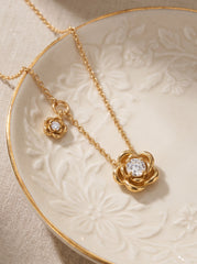 Gold Flower Pendant Necklace – Dainty Floral Charm