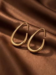 Geometric Oval Hoop Earrings – 316L Stainless Steel PVD
