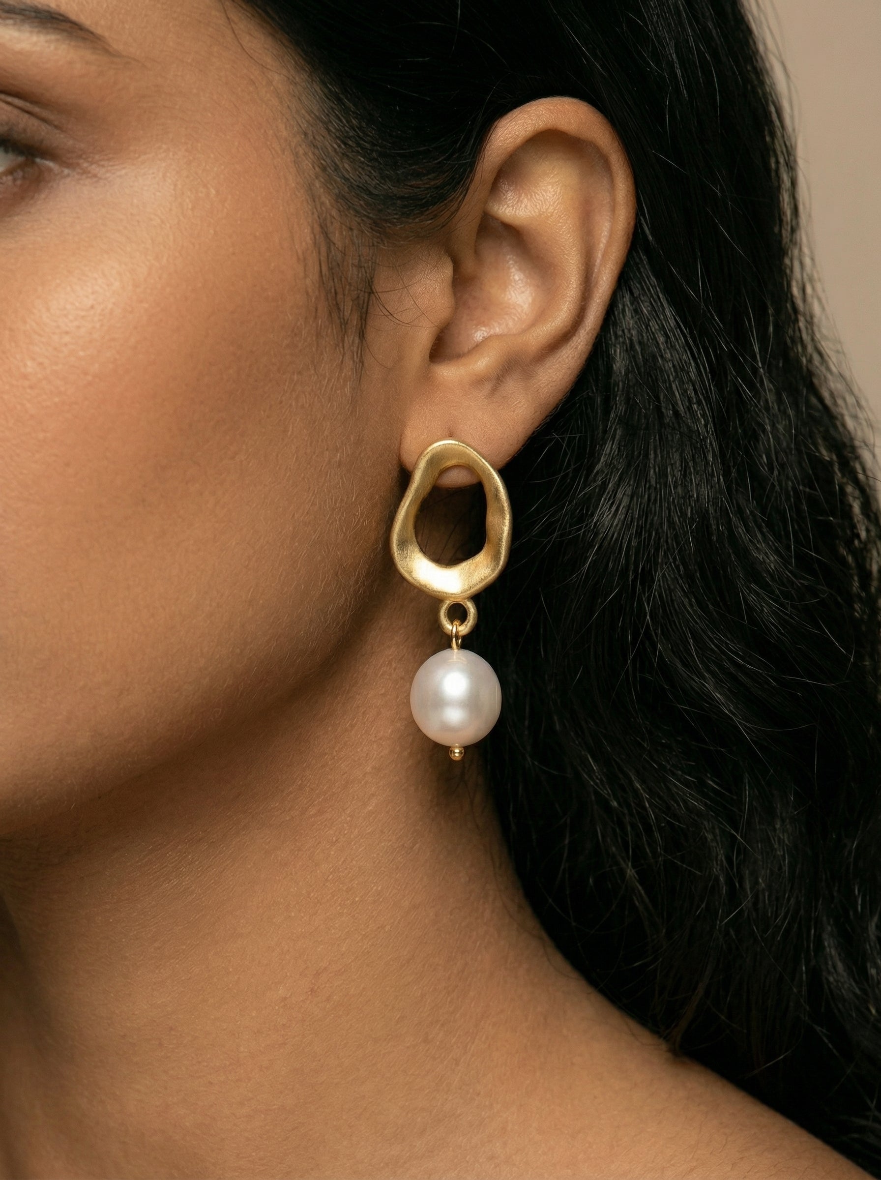 Silver Leaf & Pearl Earrings – S925 Sterling Butterfly Knot