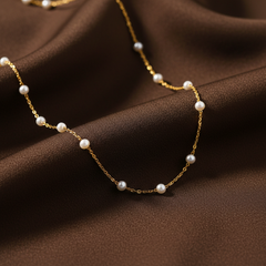 Gold Pearl Clavicle Necklace