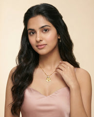18K Gold Plated Four-Leaf Clover Necklace in Stainless Steel