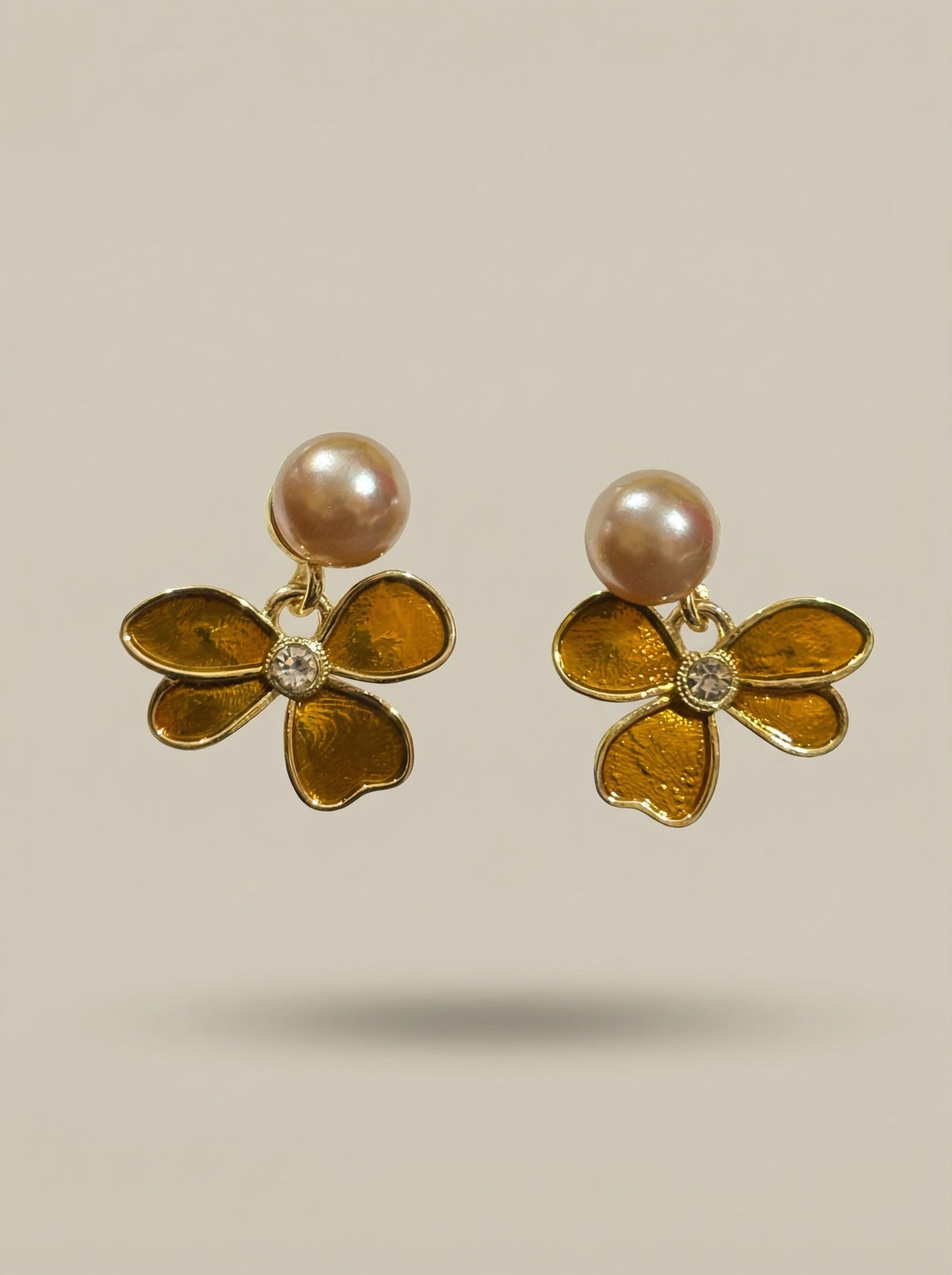 Brown Floral Pearl Stud Earrings - Enamel Metal for Women