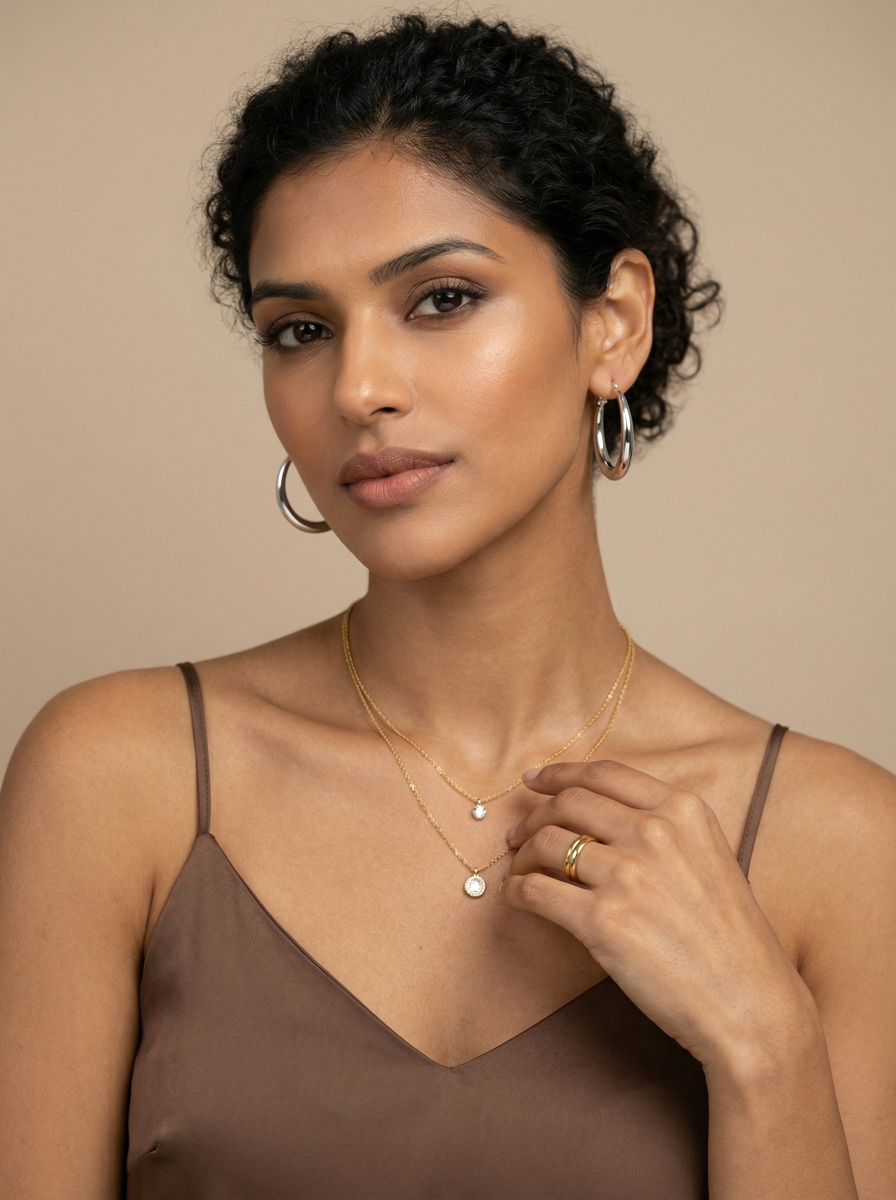 Classic Round Hoop Earrings – Stylish Minimal Jewelry for Women