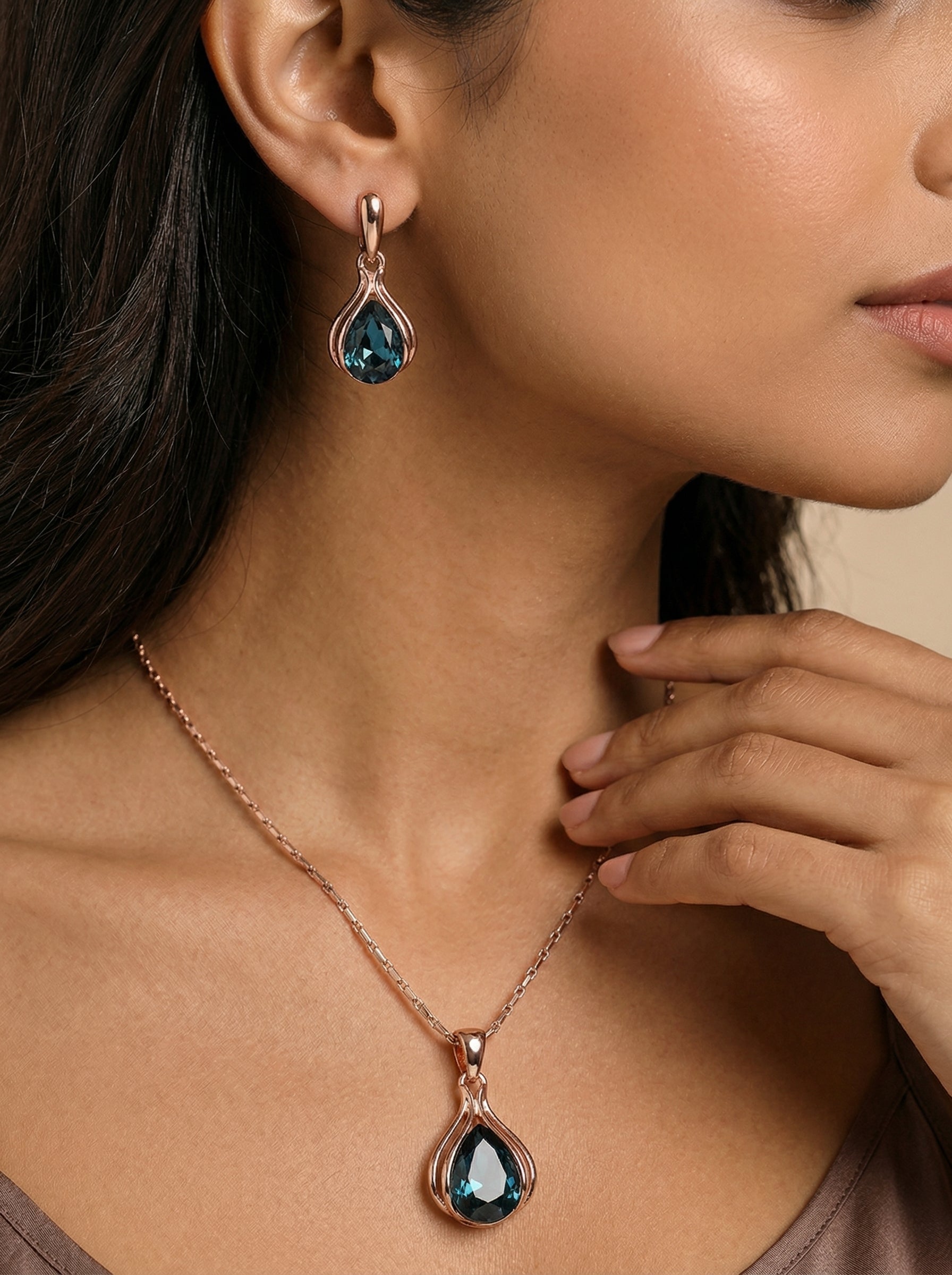 Blue Teardrop Necklace & Earrings Set in Crystal Alloy and Rose Gold