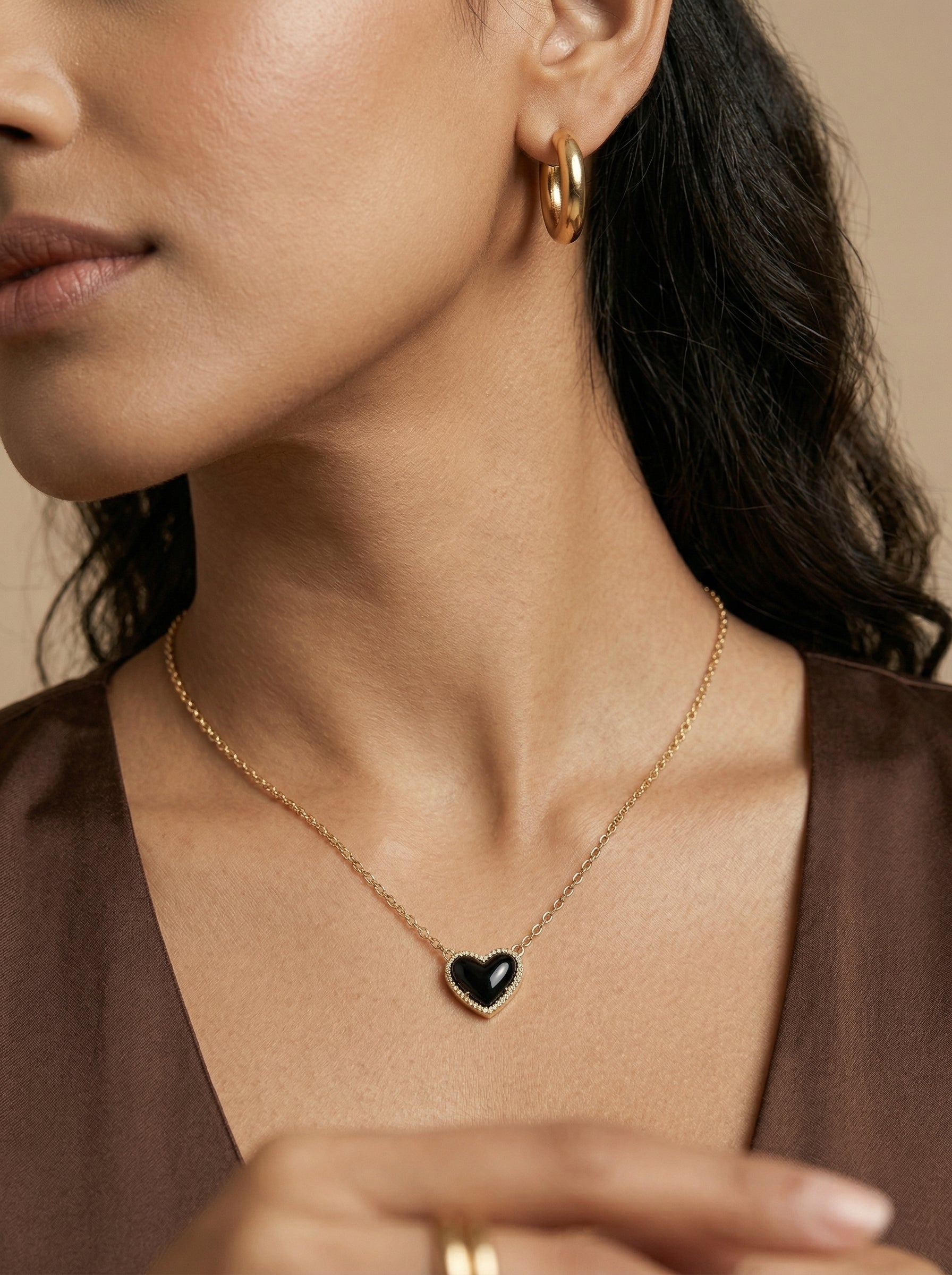 Black Heart Pendant Necklace in Gold Alloy