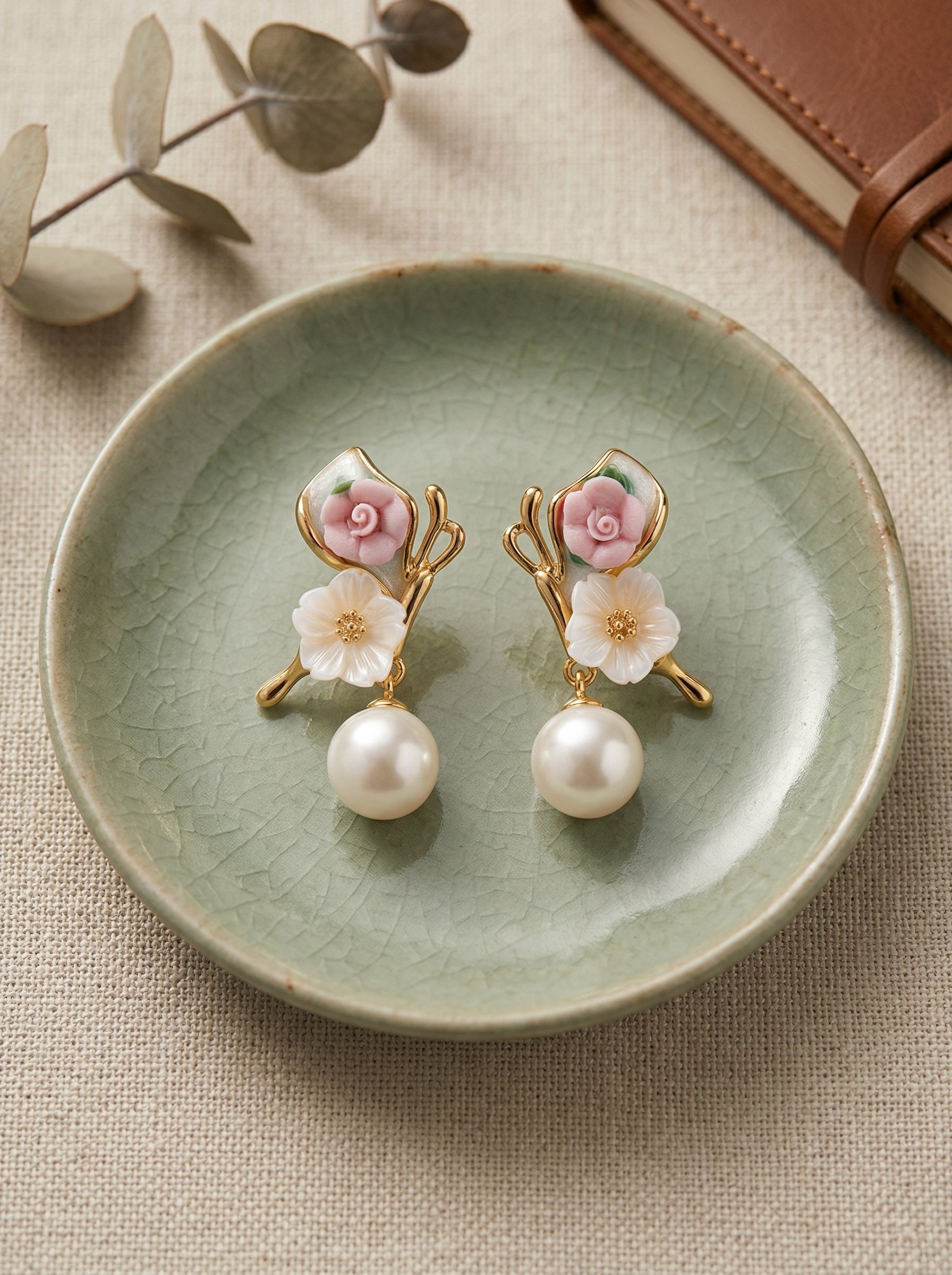 Pink White Floral Pearl Stud Earrings Gold-Tone
