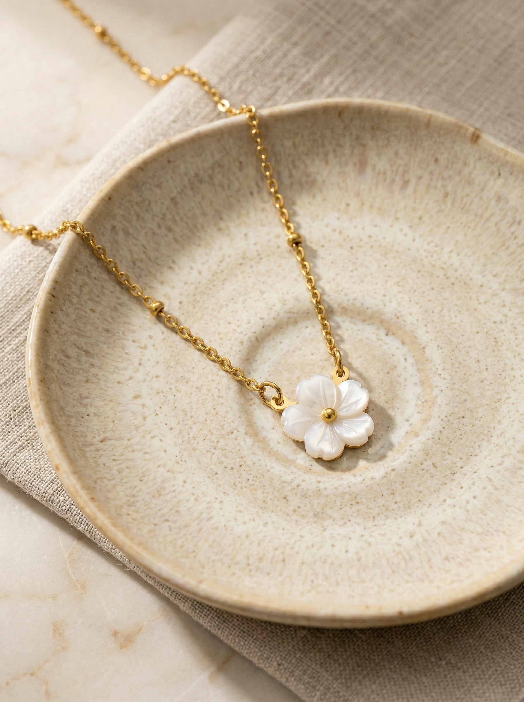 18K Gold Floral Pendant Necklace - White Flower, Stainless Steel
