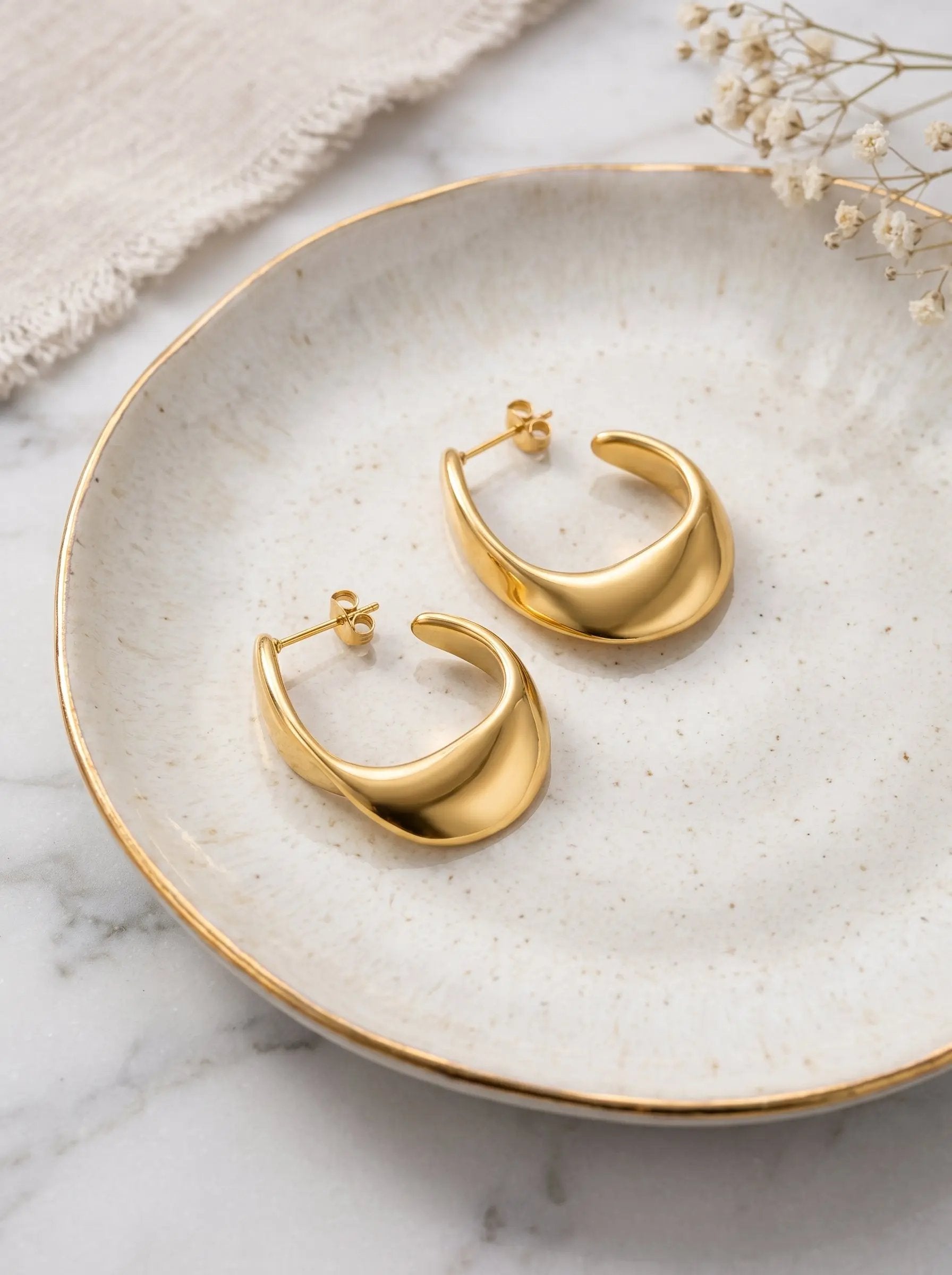 Gold C-Shape Hoop Earrings – 18K Ion-Plated Stainless Steel