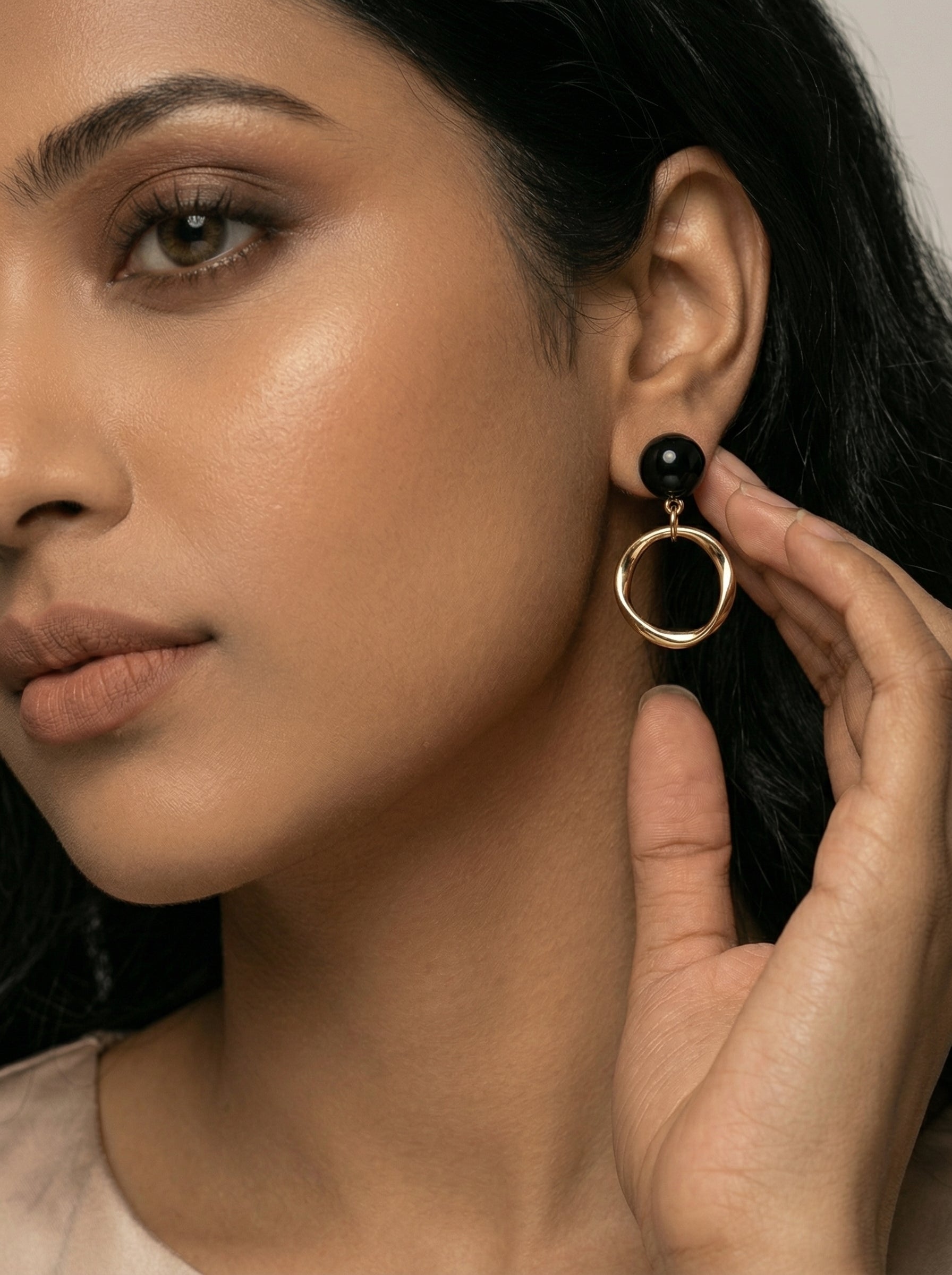 Black & Gold Drop Earrings | Medium Resin & Metal Alloy