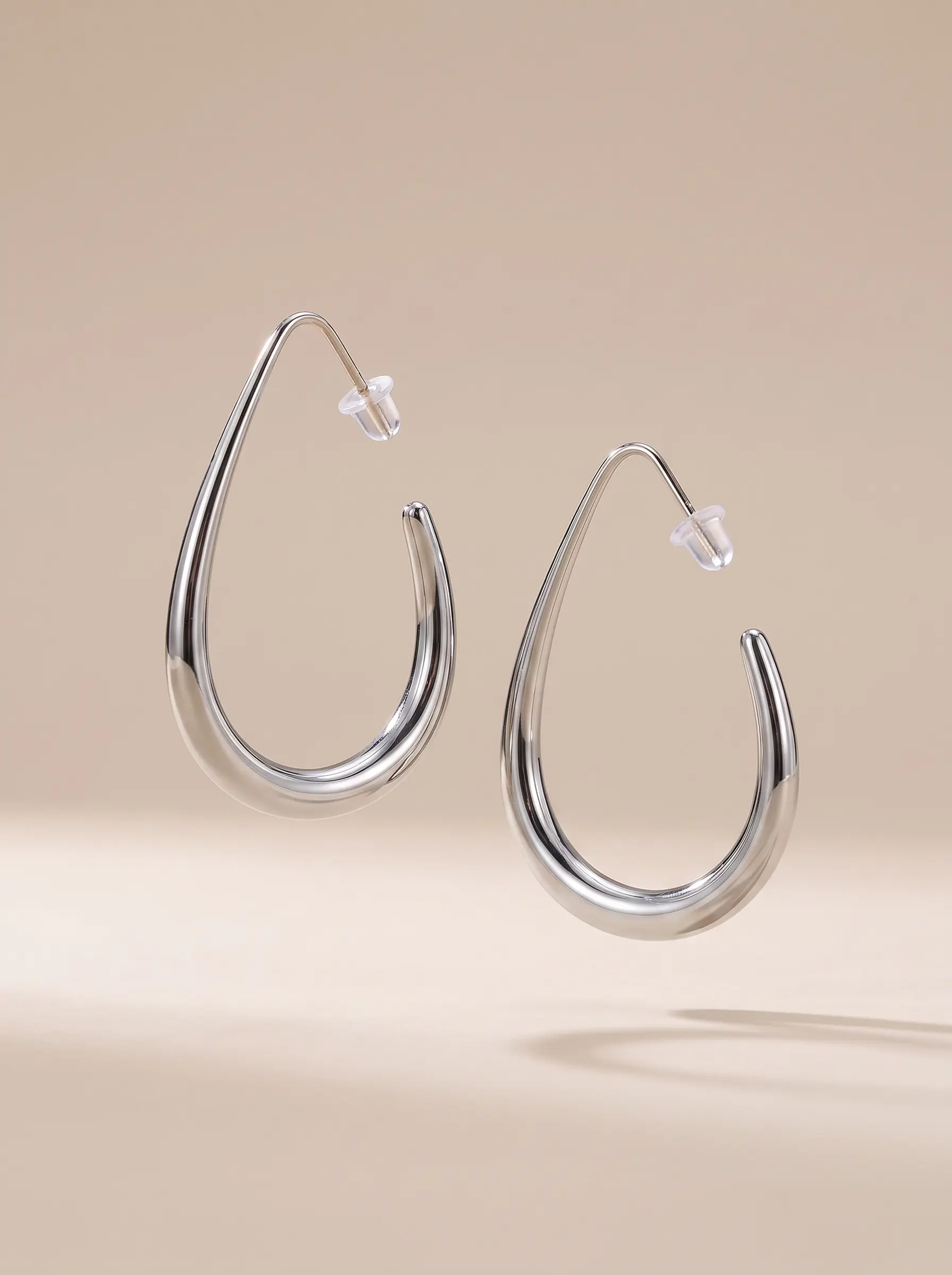 Geometric Oval Hoop Earrings – 316L Stainless Steel PVD