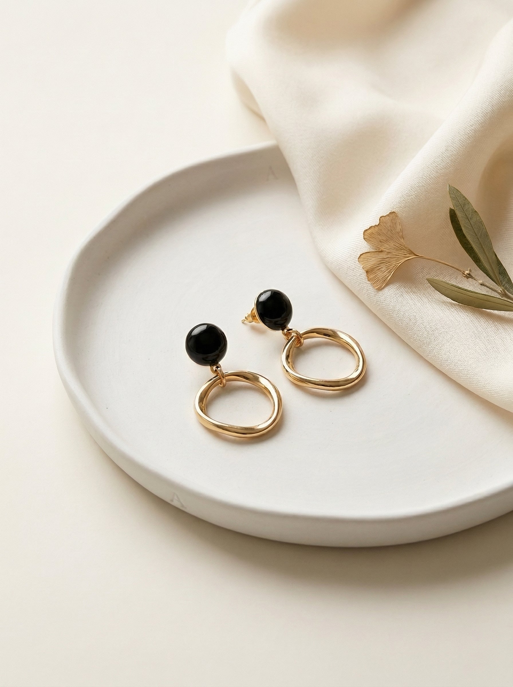 Black & Gold Drop Earrings | Medium Resin & Metal Alloy